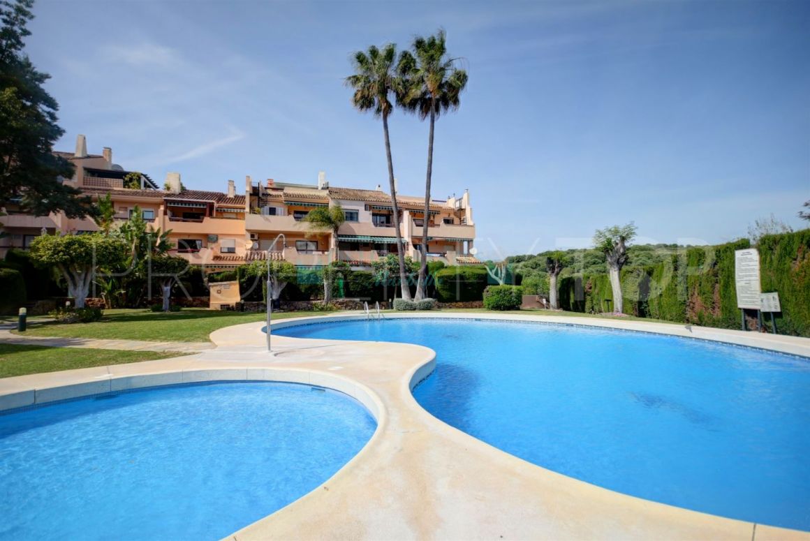 Magnificent ground floor with 3 bedrooms