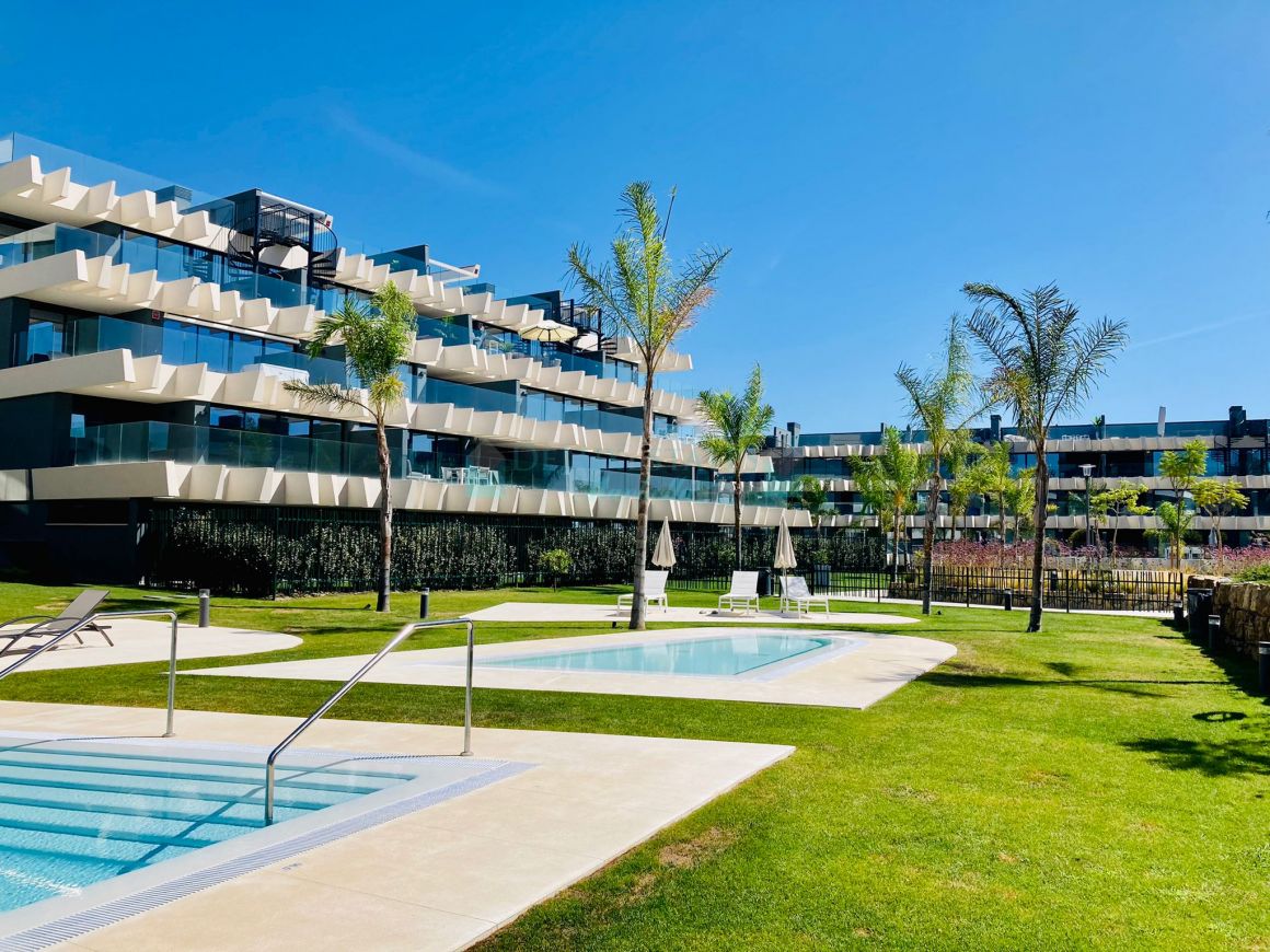 Super modern ground floor in an up-to-date urbanization