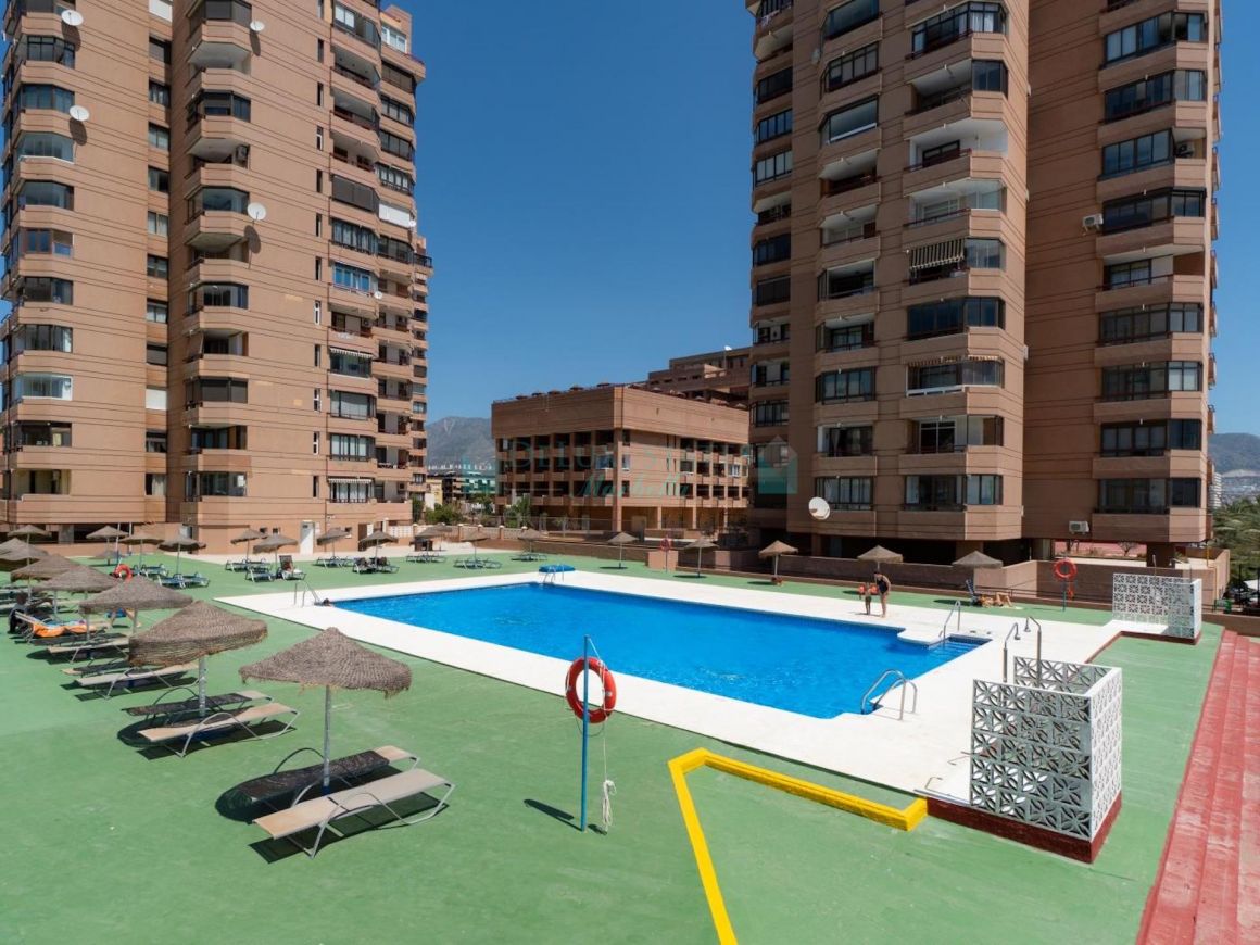 Apartment for sale for personal use or investment in a 4-star hotel in Fuengirola.
