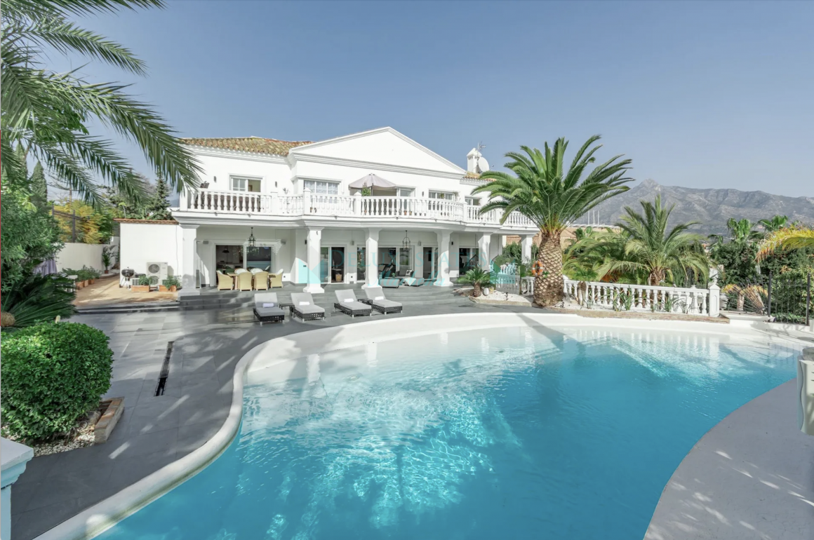  Luxury villa in Nueva Andalucia next to Puerto Banus