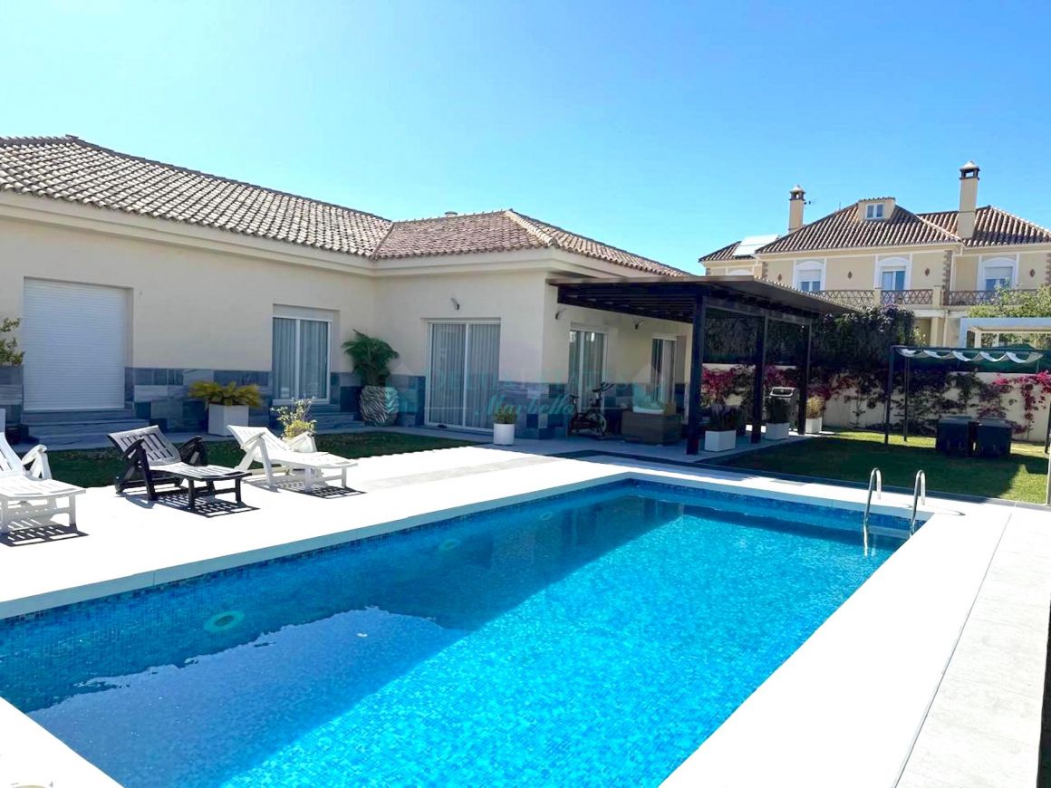 Villa for rent in San Pedro Las Petunias area, Marbella