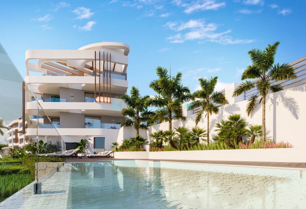 CONSTRUCCION  EMPEZADA - BREEZE Marbella - Bienvenido a casa!  Espectacular apartamento duplex con magníficas vistas al campo de golf Guadalmina