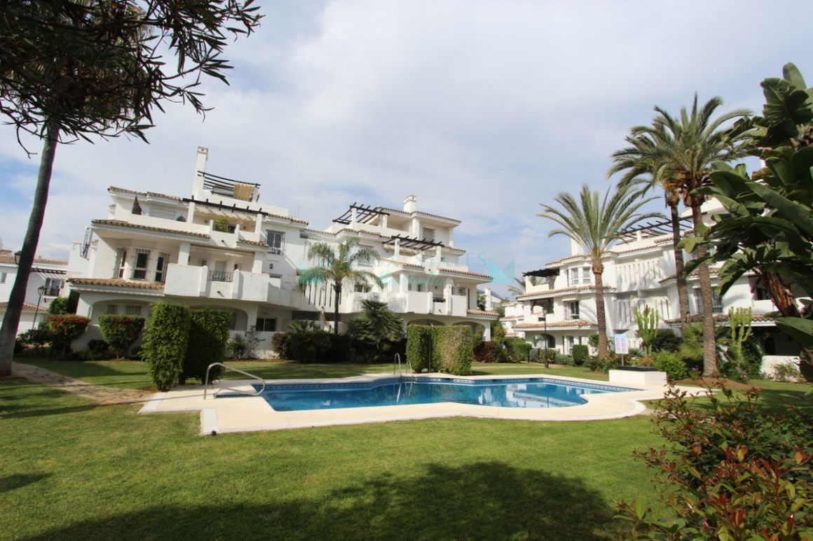 Ground Floor Apartment for sale in Nueva Andalucia