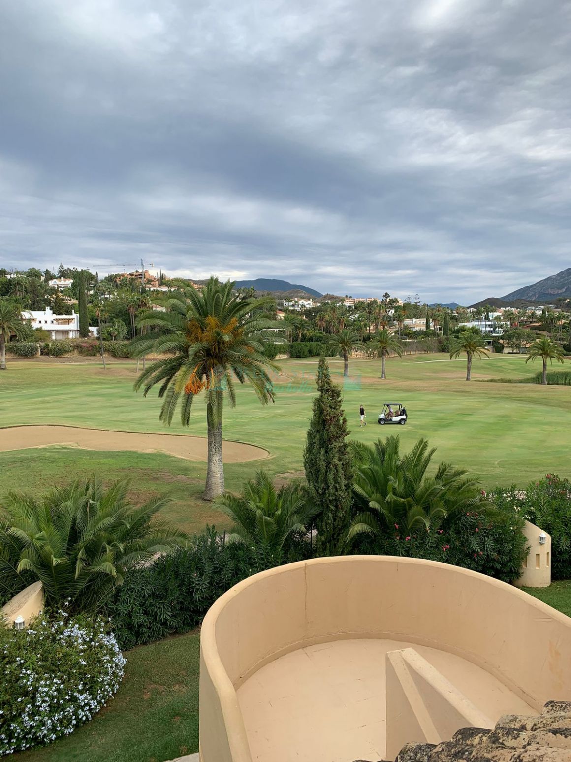 Penthouse for sale in Las Brisas, Nueva Andalucia