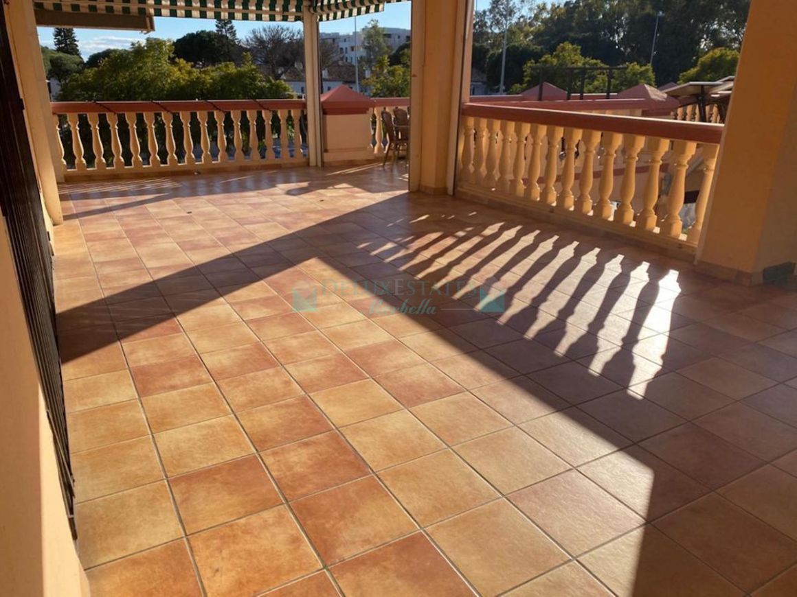 Business for sale in New Golden Mile, Estepona