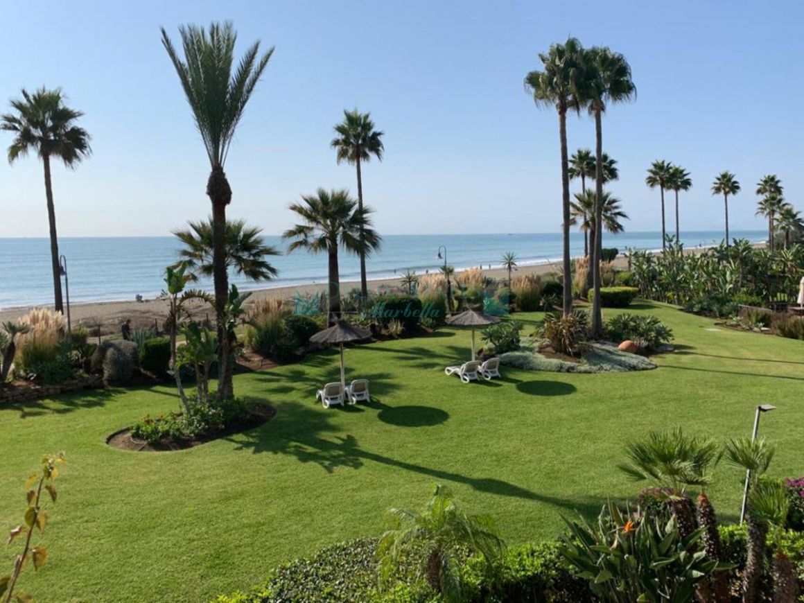 Apartment for sale in New Golden Mile, Estepona