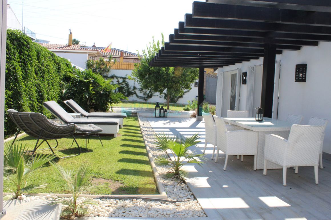 Semi Detached Villa for sale in Nueva Andalucia