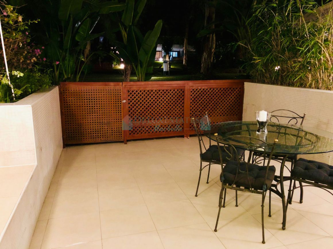 Ground Floor Apartment for sale in Marbella - Puerto Banus
