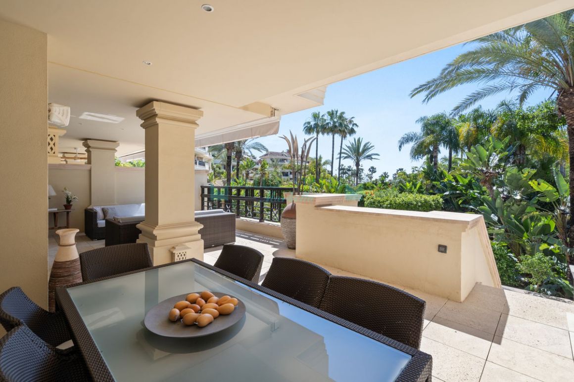 Apartamento Planta Baja en venta en Marbella - Puerto Banus