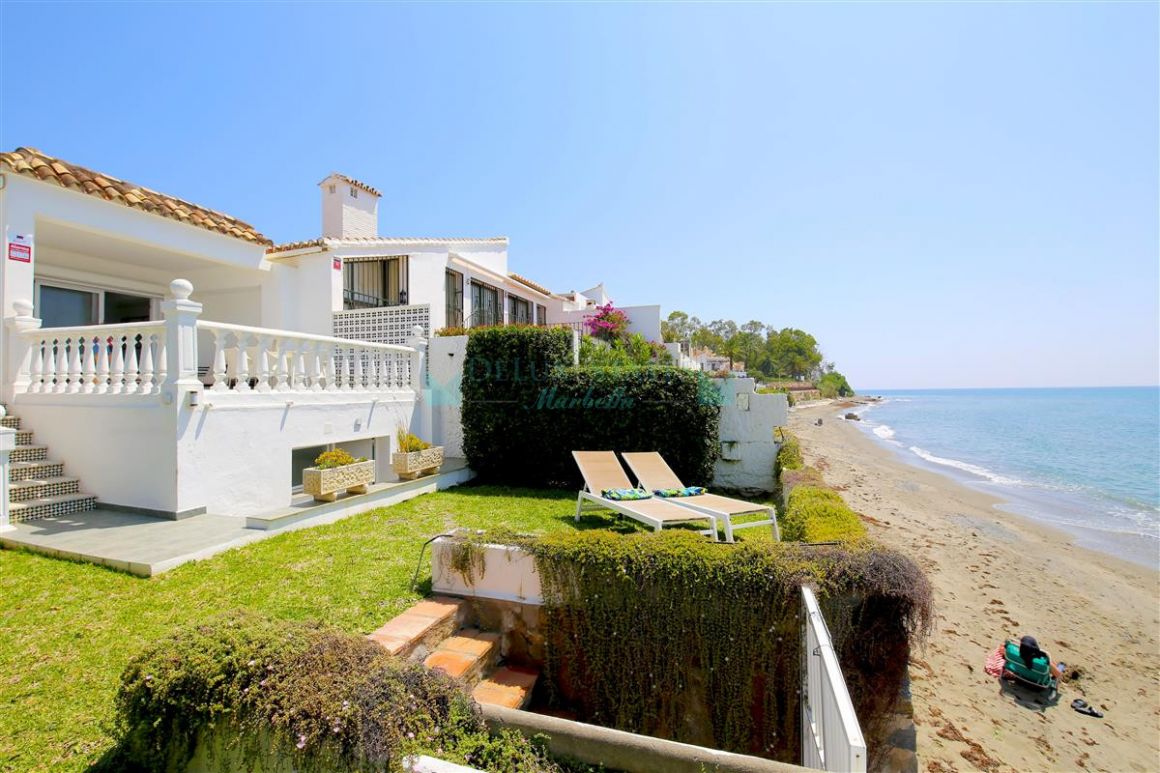 Town House for rent in Estepona