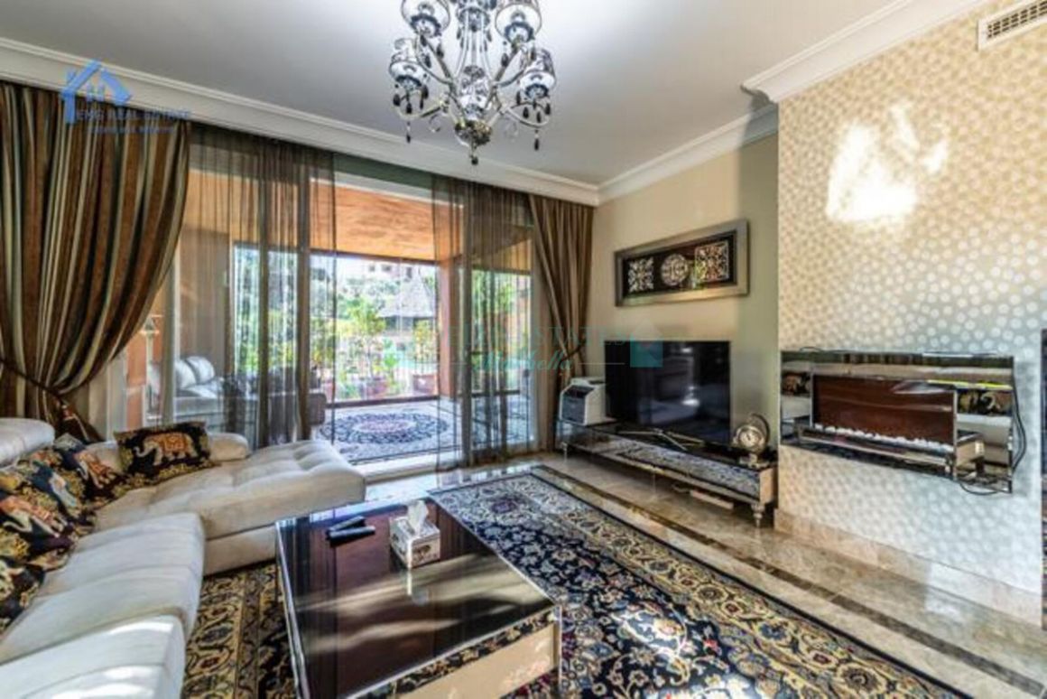 Apartment for sale in Nueva Andalucia
