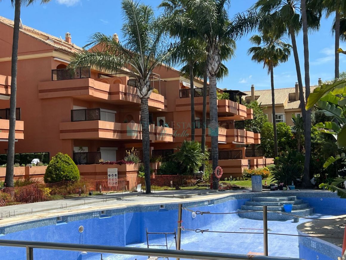 Penthouse for sale in Marbella - Puerto Banus