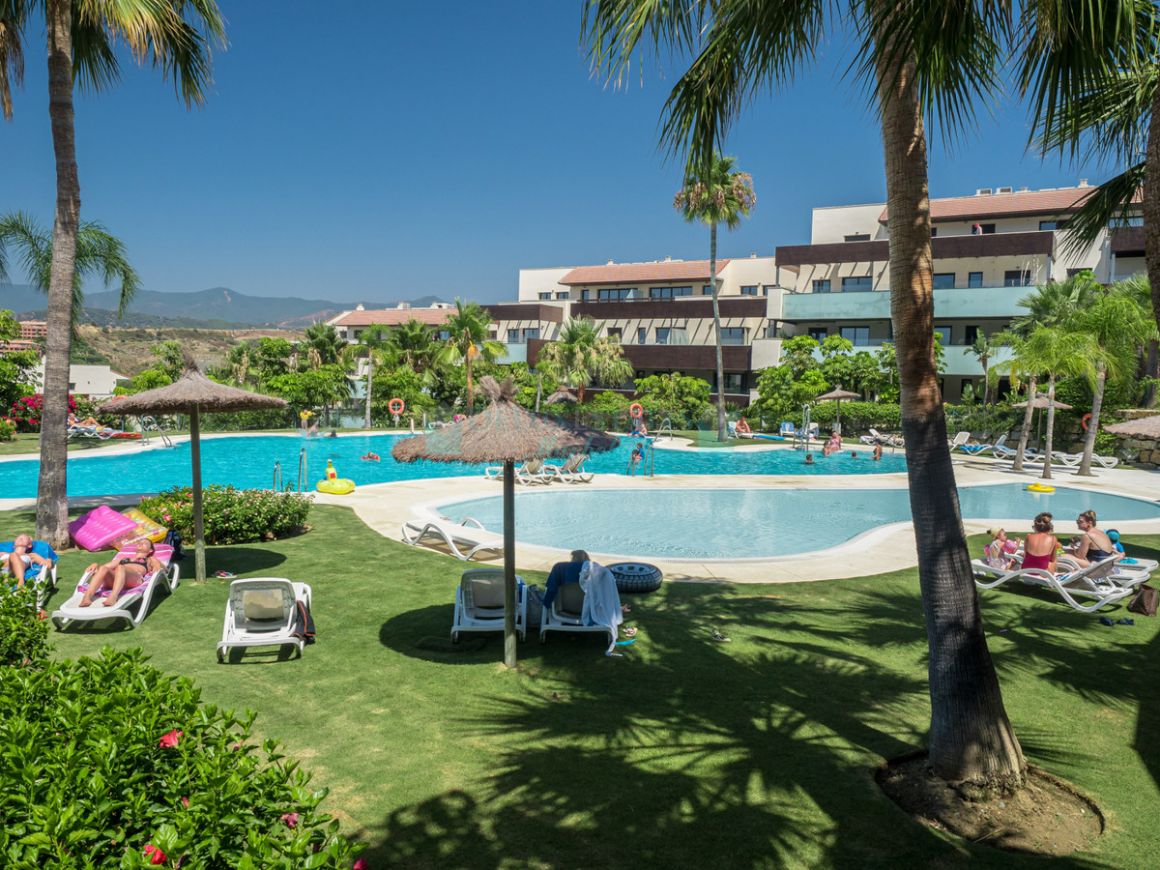 Ground Floor Apartment for sale in Los Flamingos, Benahavis
