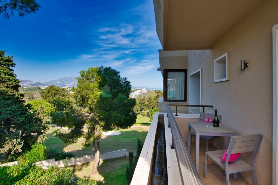 Ground Floor Apartment in Atalaya, Estepona