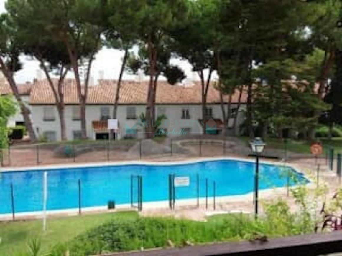 Ground Floor Apartment for sale in Marbella Golden Mile
