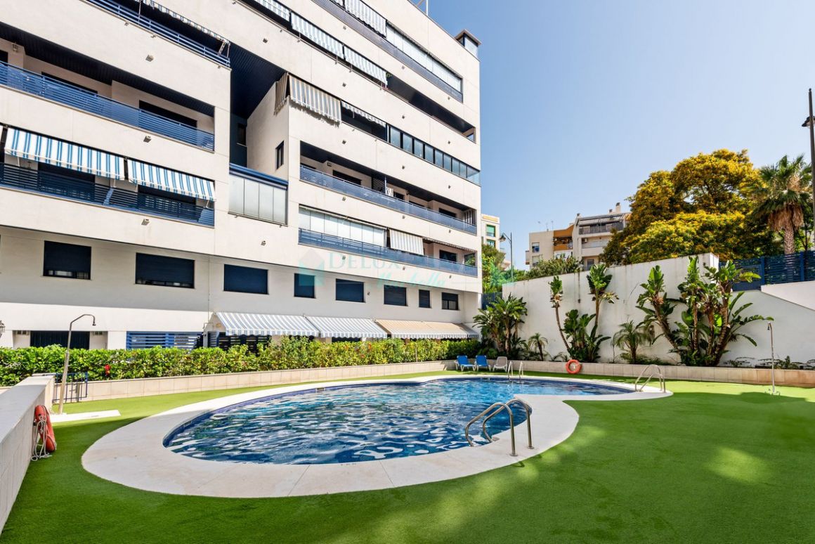 Apartment for sale in Estepona