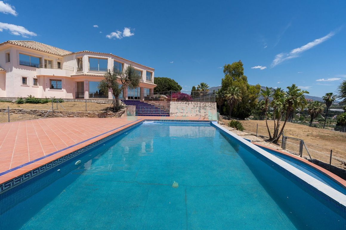 Finca for sale in San Pedro de Alcantara
