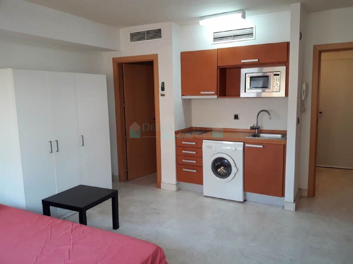 Studio for sale in Estepona