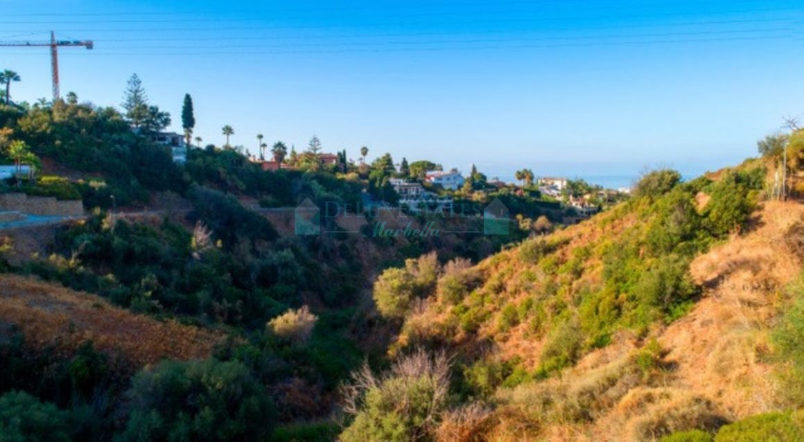 Residential Plot for sale in El Rosario, Marbella East