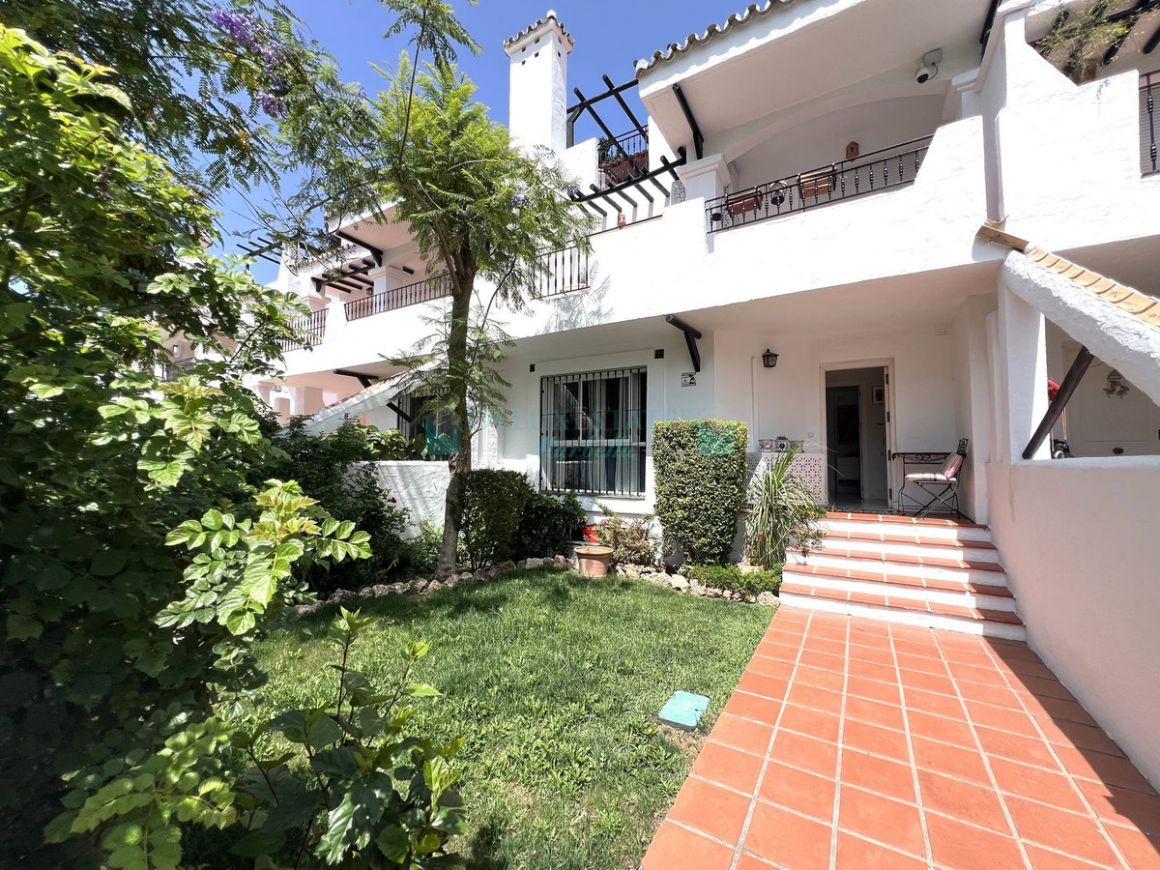 Town House for rent in Nueva Andalucia