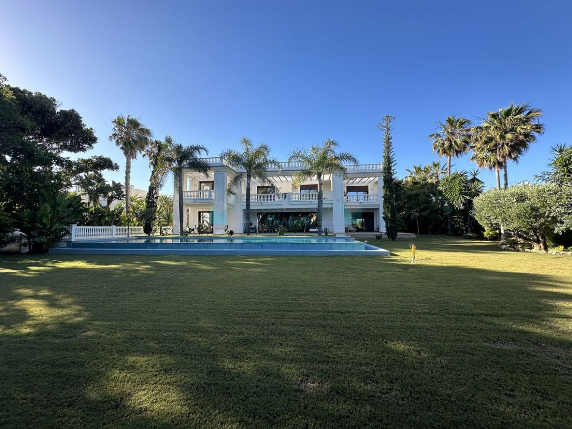 Villa en alquiler en  Guadalmina Baja, San Pedro de Alcantara
