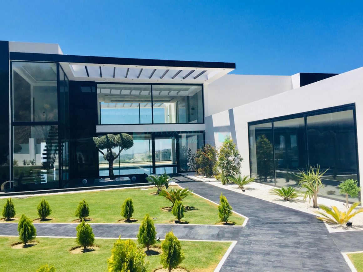 Villa for sale in Marbella