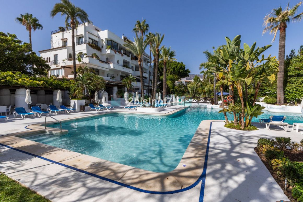 Penthouse for sale in Marbella - Puerto Banus
