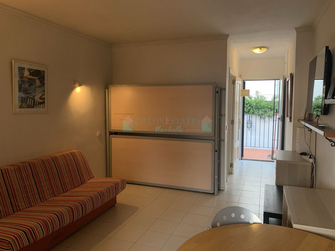 Penthouse for sale in Marbesa, Marbella East