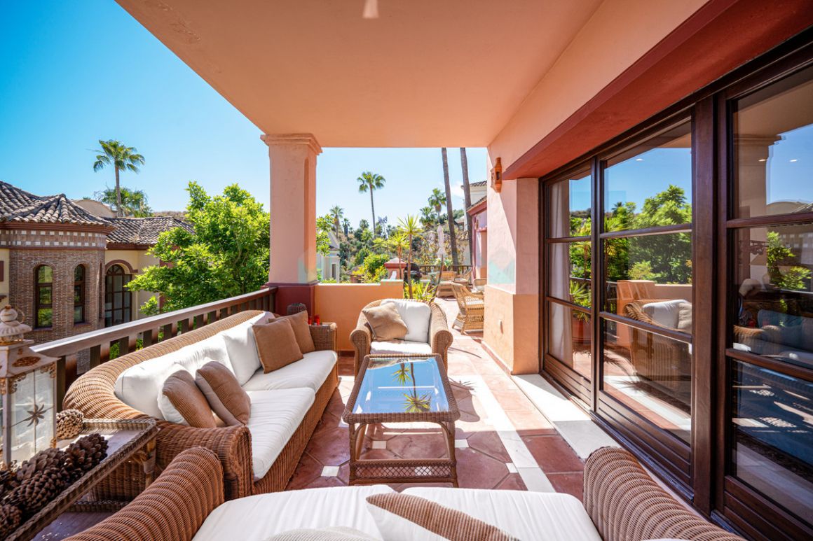Villa for sale in Marbella Golden Mile