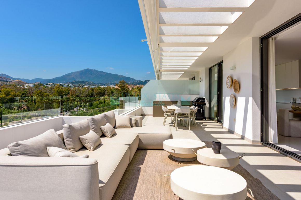 Penthouse for rent in Estepona