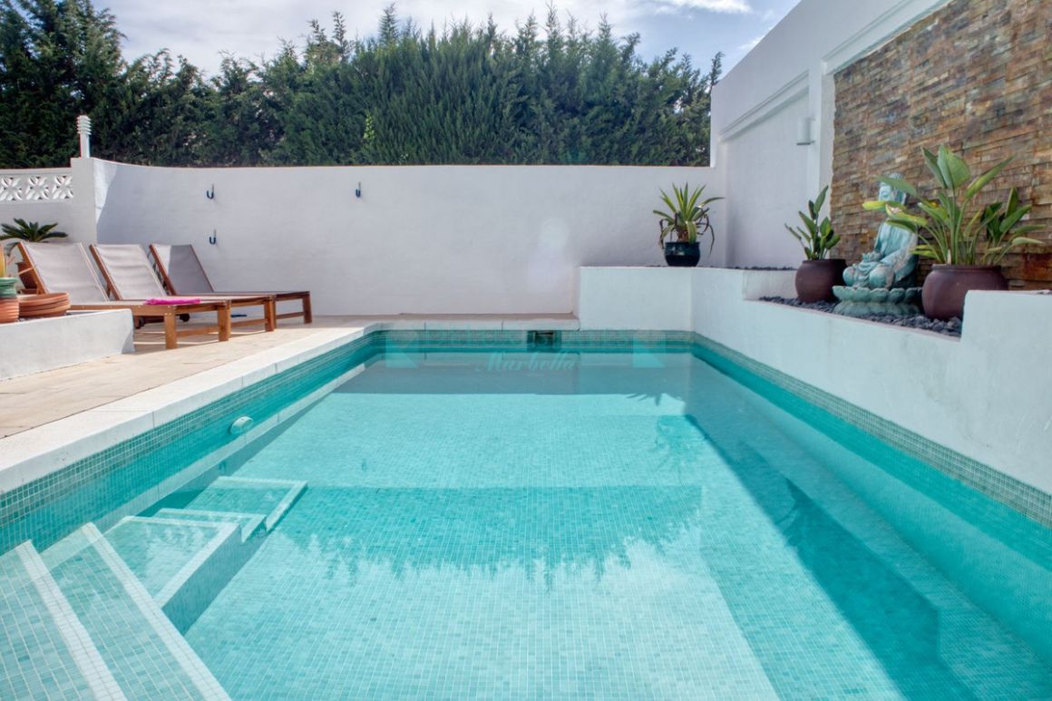 Town House for rent in Benahavis