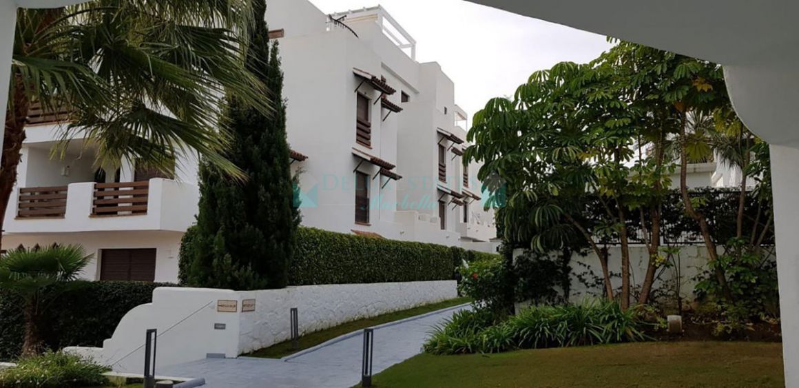 Apartamento en venta en Selwo, Estepona