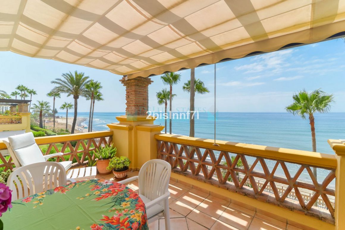 Apartment for sale in Rio Real, Marbella East