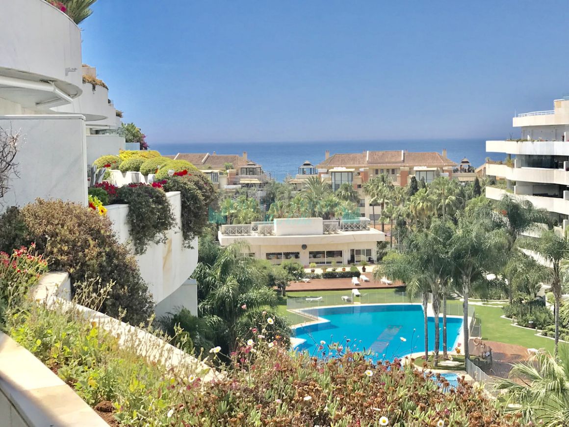Penthouse for sale in Marbella - Puerto Banus