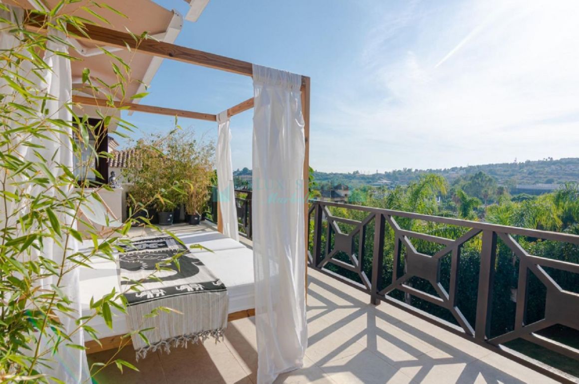 Villa in Nueva Andalucia