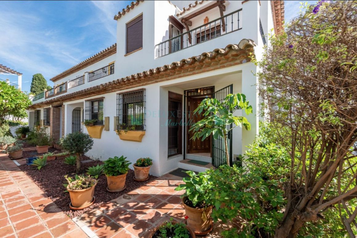 Town House for rent in Marbella