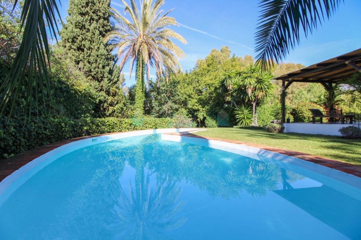 Villa for sale in Marbella Golden Mile