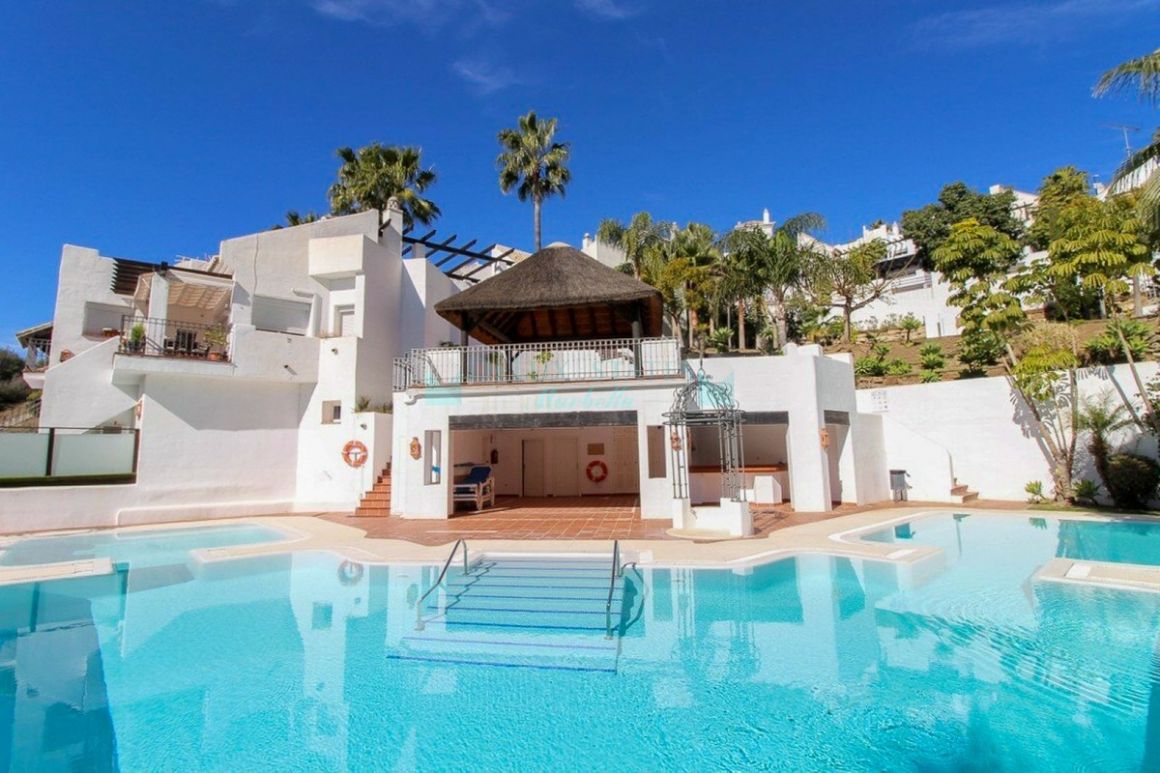 Town House for sale in Istan