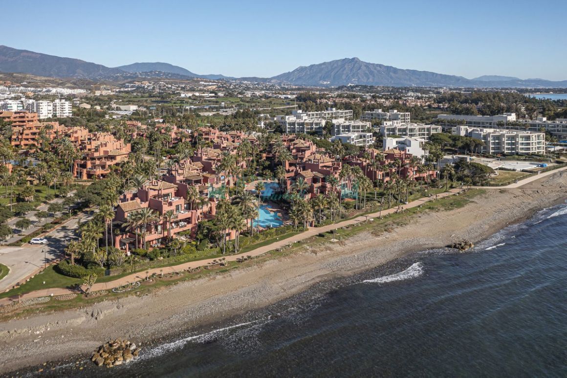 Ground Floor Apartment for sale in New Golden Mile, Estepona