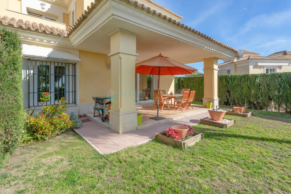 Semi Detached Villa for sale in Santa Clara, Marbella East
