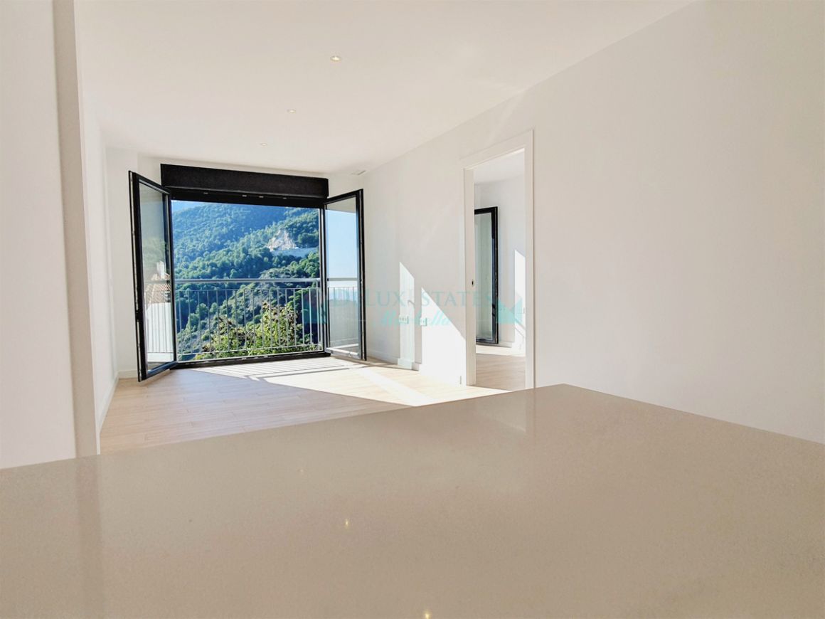 Penthouse for sale in Ojen