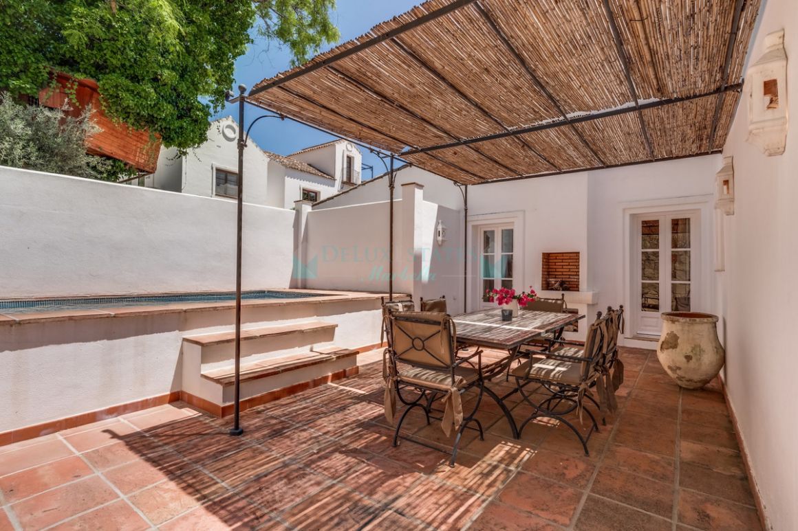 Apartamento Planta Baja en venta en La Zagaleta, Benahavis