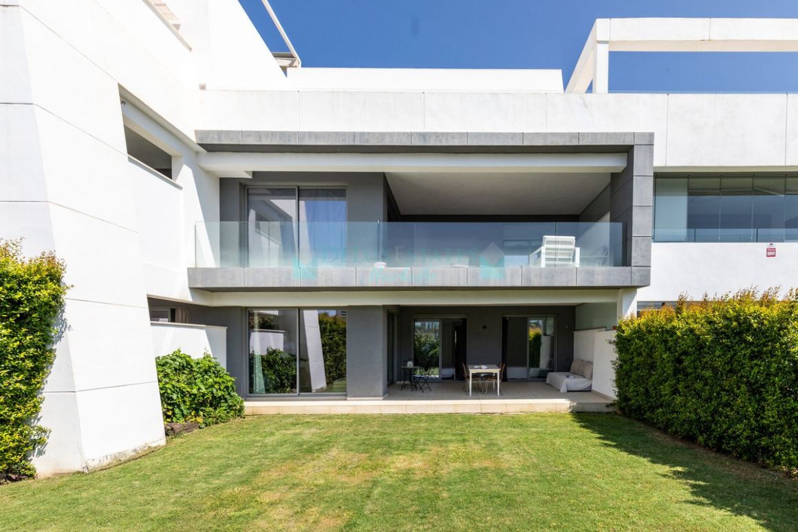 Ground Floor Apartment for sale in Selwo, Estepona
