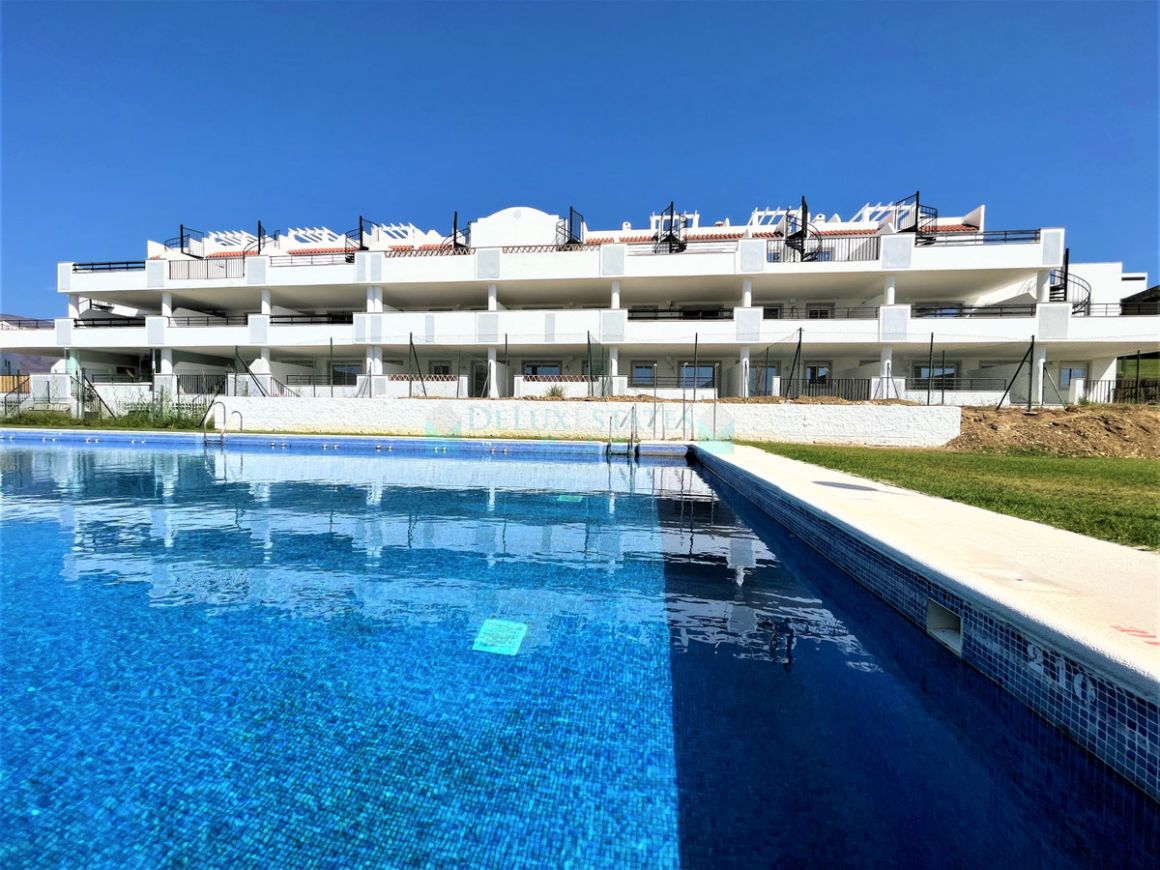 Ground Floor Apartment for sale in Casares Playa, Casares