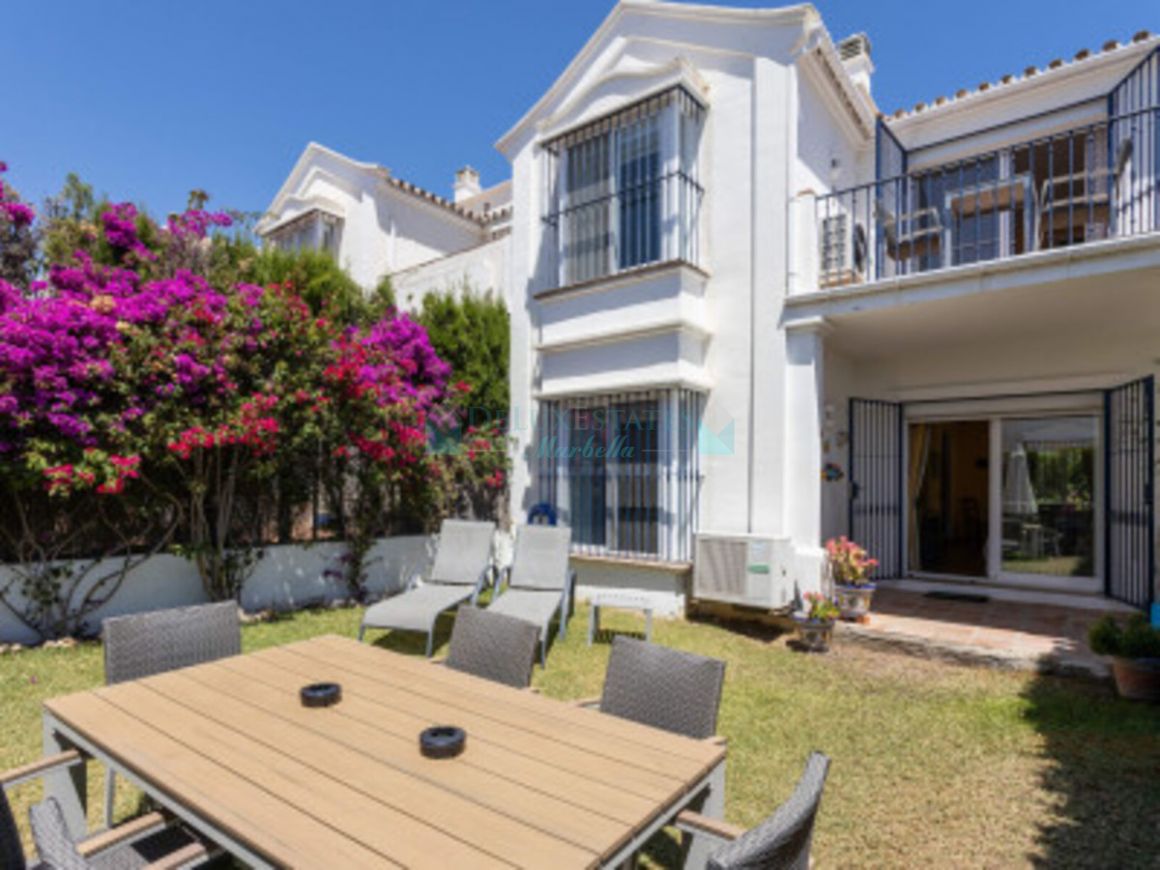 Town House for sale in Marbella - Puerto Banus