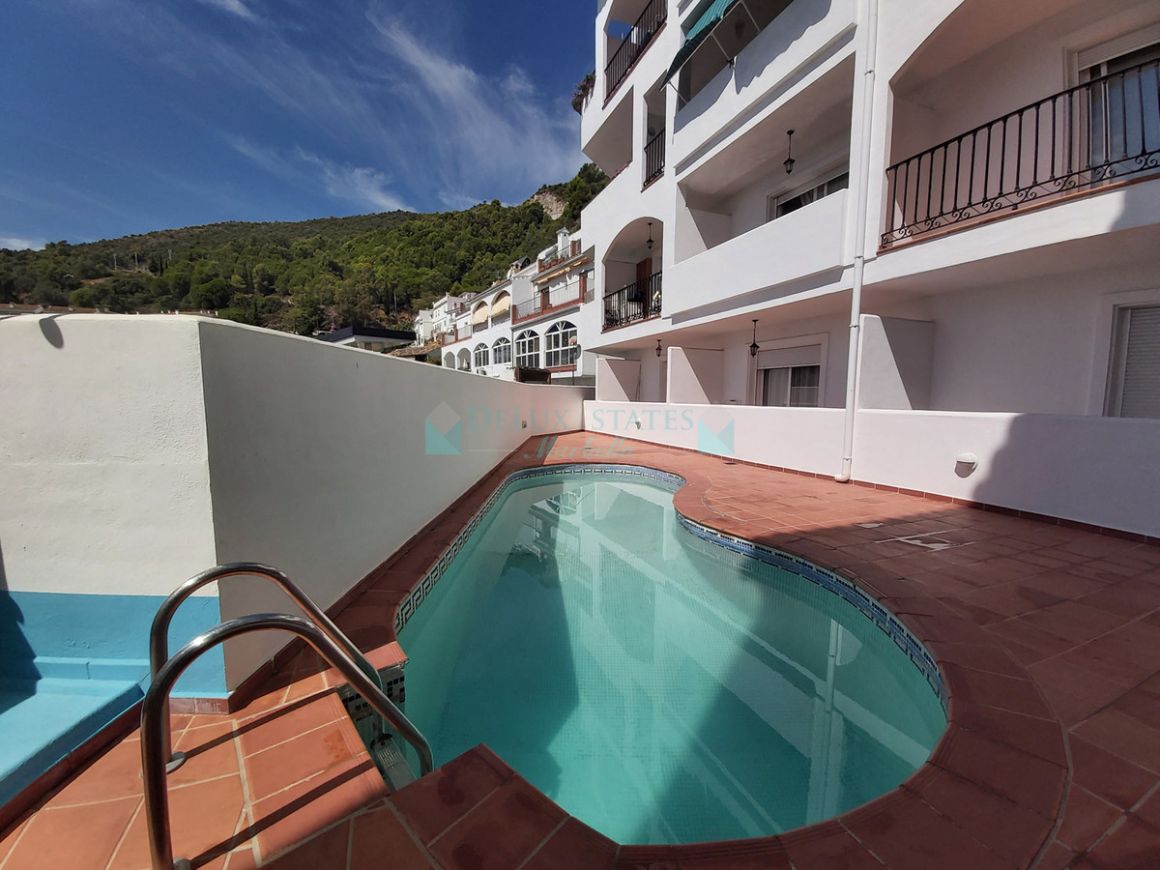 Penthouse for sale in Ojen