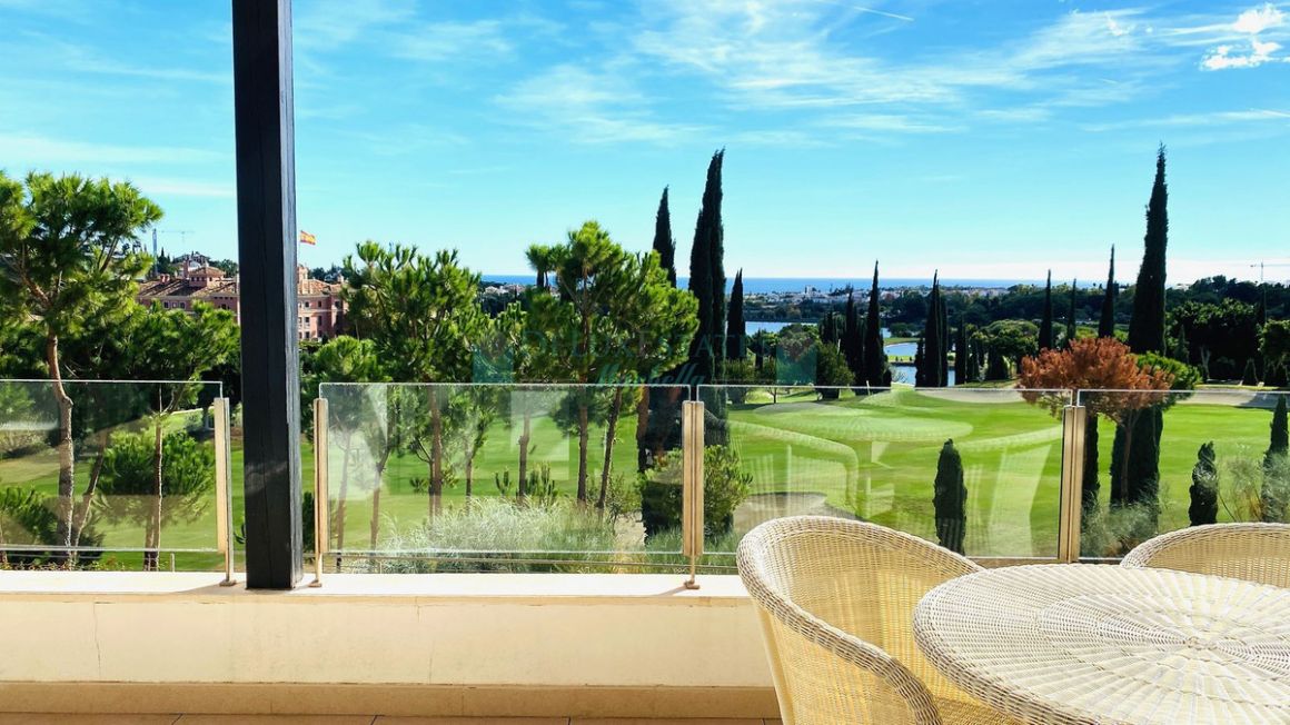Apartment for sale in Los Flamingos, Benahavis