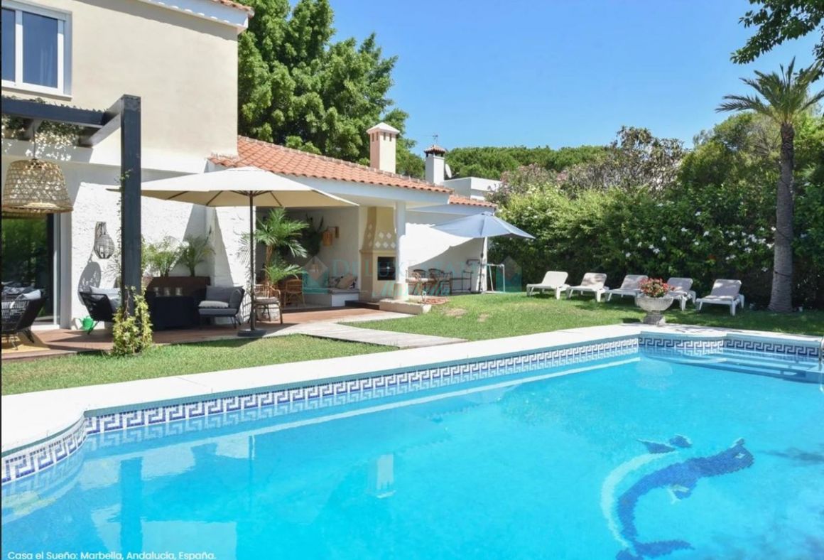 Villa for rent in Marbesa, Marbella East