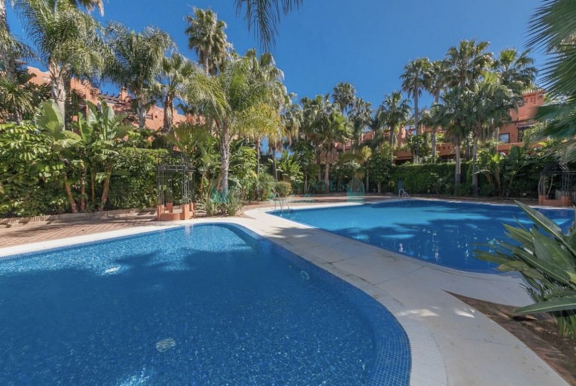 Semi Detached Villa for rent in Marbella Golden Mile