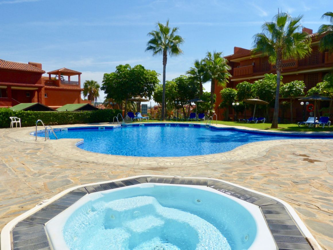Ground Floor Apartment for sale in La Reserva de Marbella, Marbella East